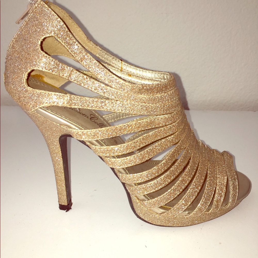 Size 7.5 Gold Glitter Heels